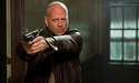 Silah Tutan Bruce Willis