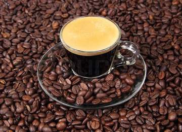 Kahve Çekirdekleri ve Espresso